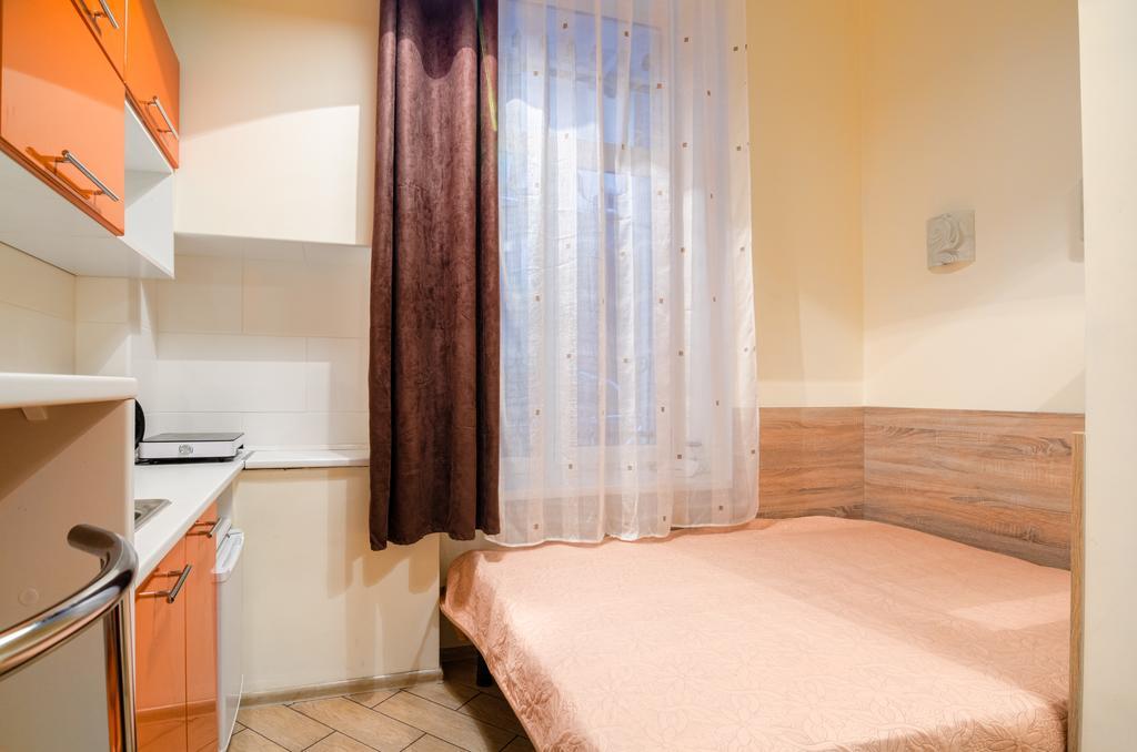 Economy Apartment On Rappoporta 7A-1 Lviv Exterior photo